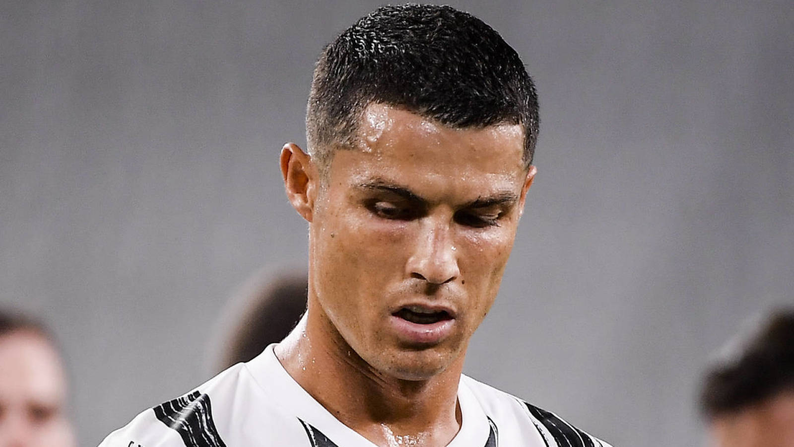Cristiano Ronaldo adds shaved head to topknot, braids and highlights in the many phases of his hair - Football News